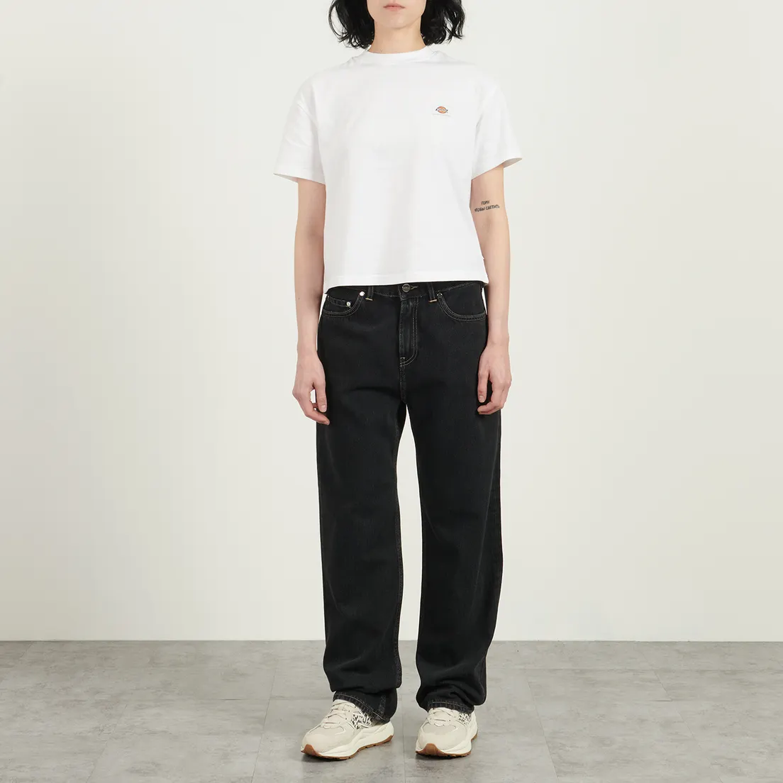 Edwin Женские джинсы W' Janis Pembroke Black Denim 13.56 Oz