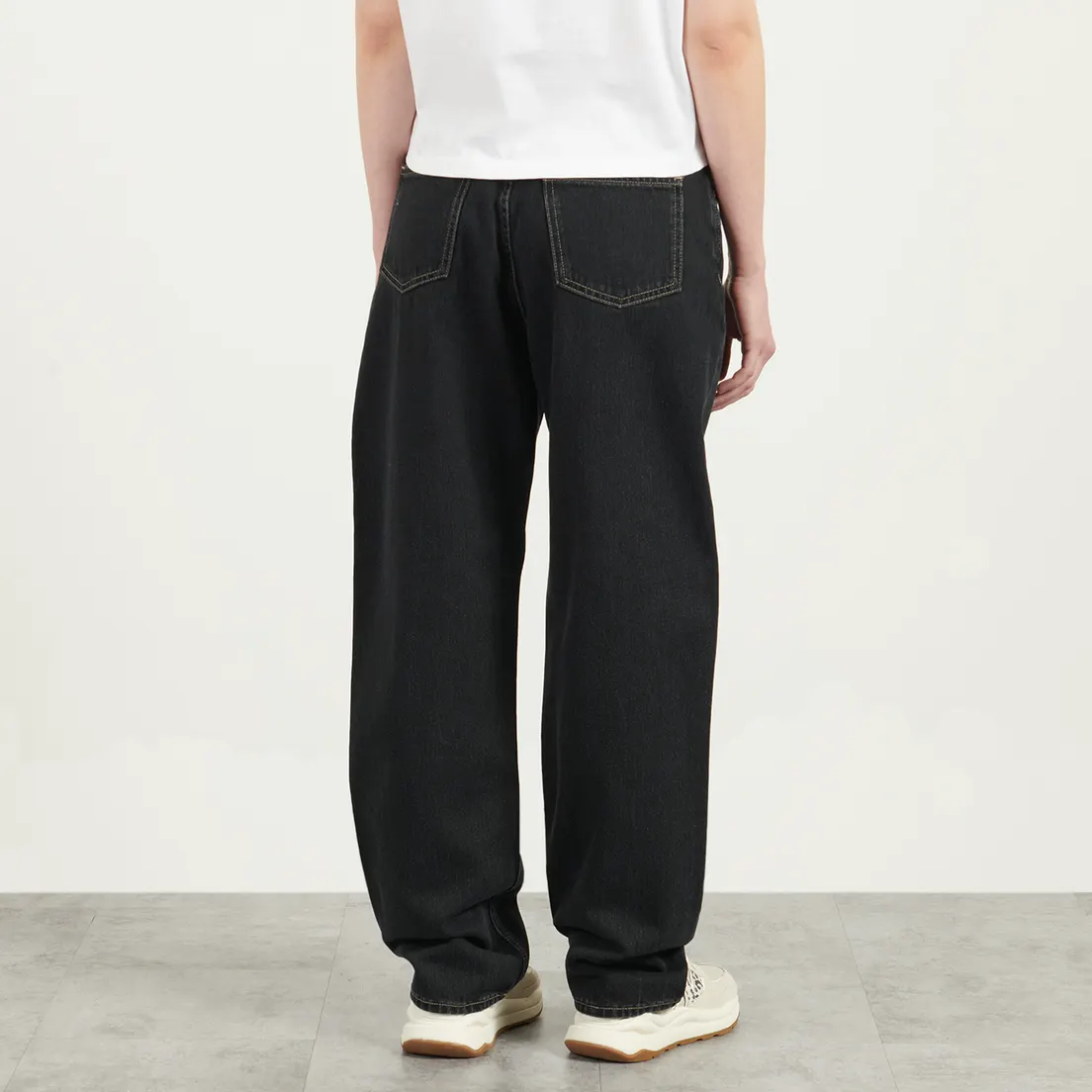 Edwin Женские джинсы W' Janis Pembroke Black Denim 13.56 Oz