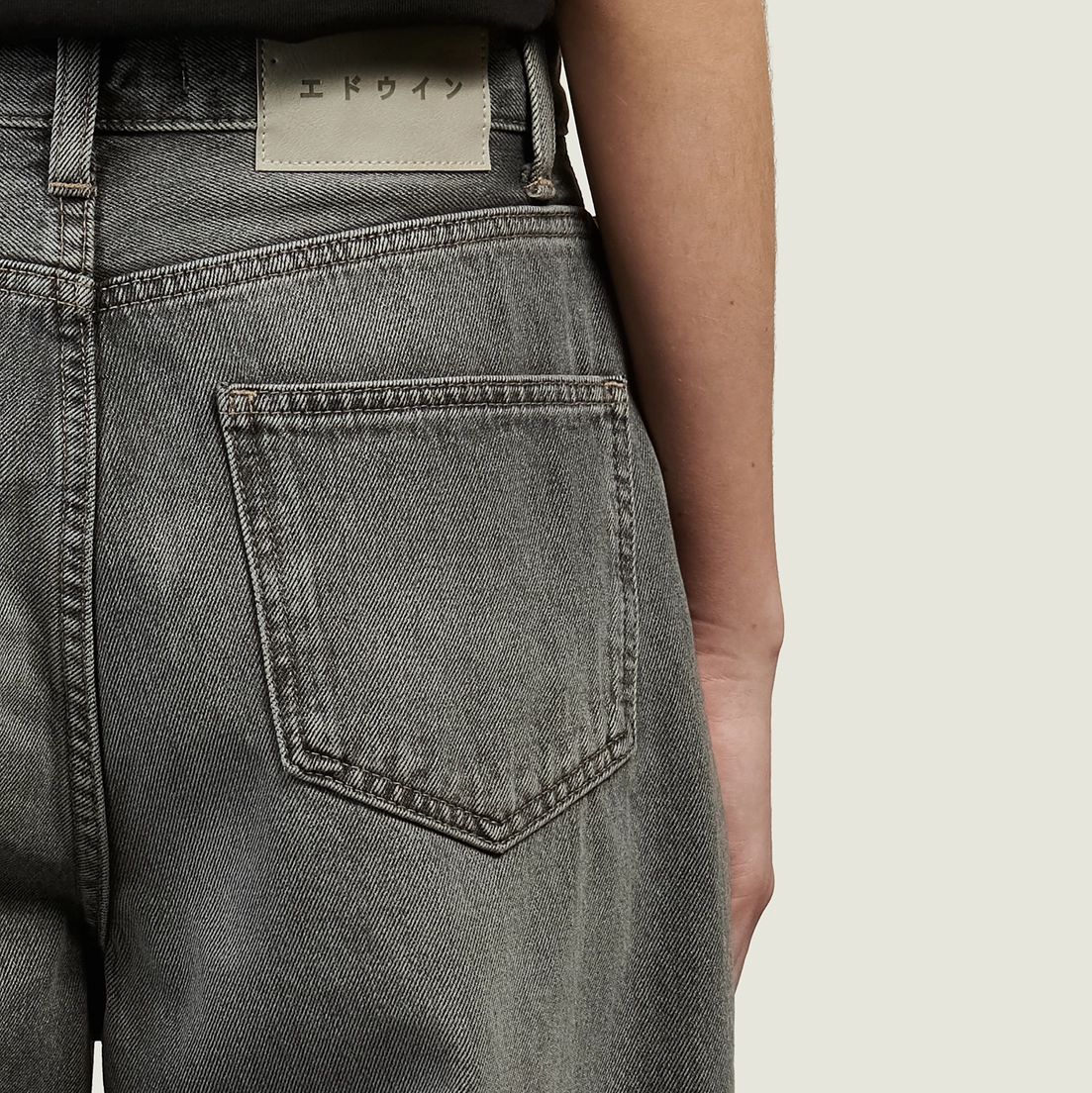Edwin Женские джинсы W' Olivia Pembroke Black Denim 13.56 Oz