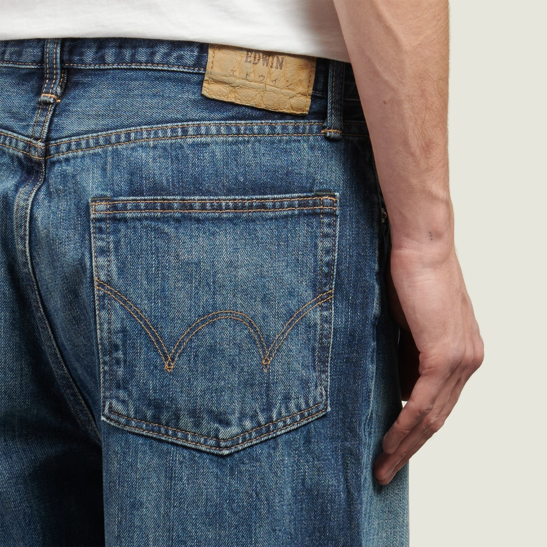 Edwin Мужские джинсы Loose Fit Kurabo Recycle Denim Red Selvage 14 Oz