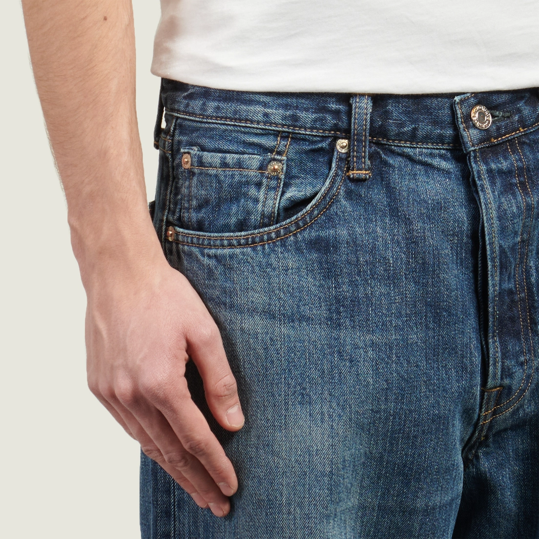 Edwin Мужские джинсы Loose Fit Kurabo Recycle Denim Red Selvage 14 Oz