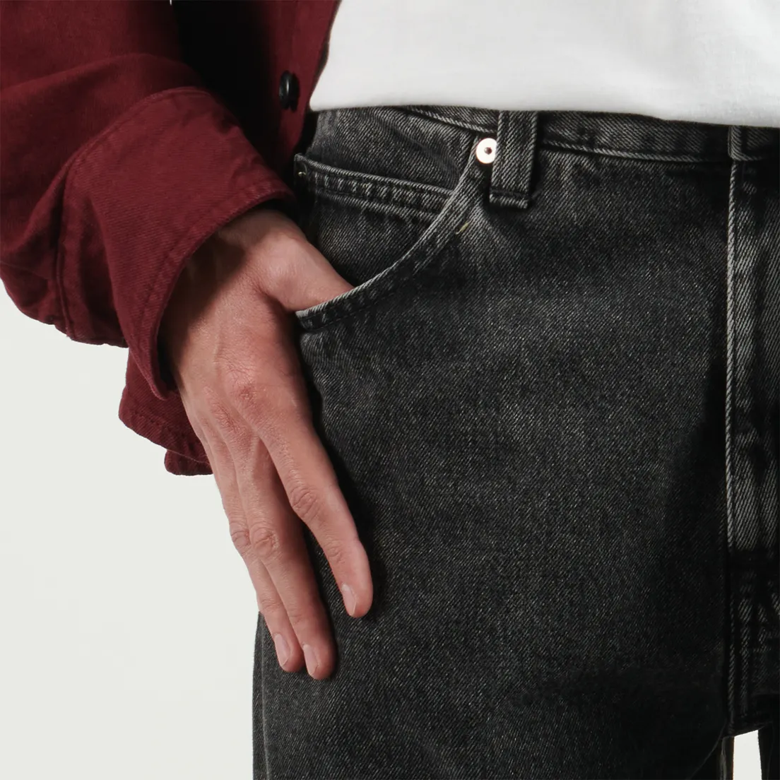 Edwin Мужские джинсы Matrix Pembroke Black Denim 13.56 Oz