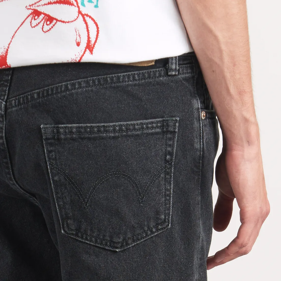 Edwin Мужские джинсы Slim Tapered Kaihara Right Hand Black Denim 13 Oz