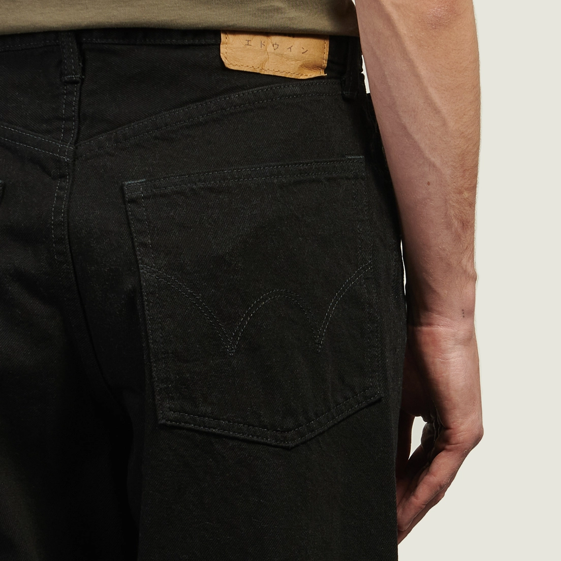Edwin Мужские джинсы Wide Kaihara Right Hand Black Denim 13 Oz
