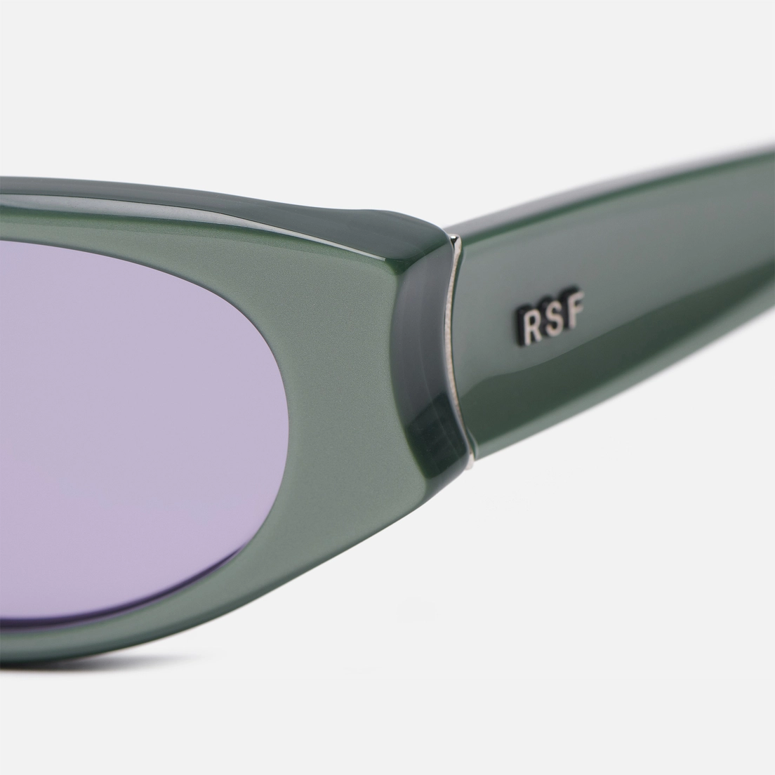 RETROSUPERFUTURE Солнцезащитные очки Razzo