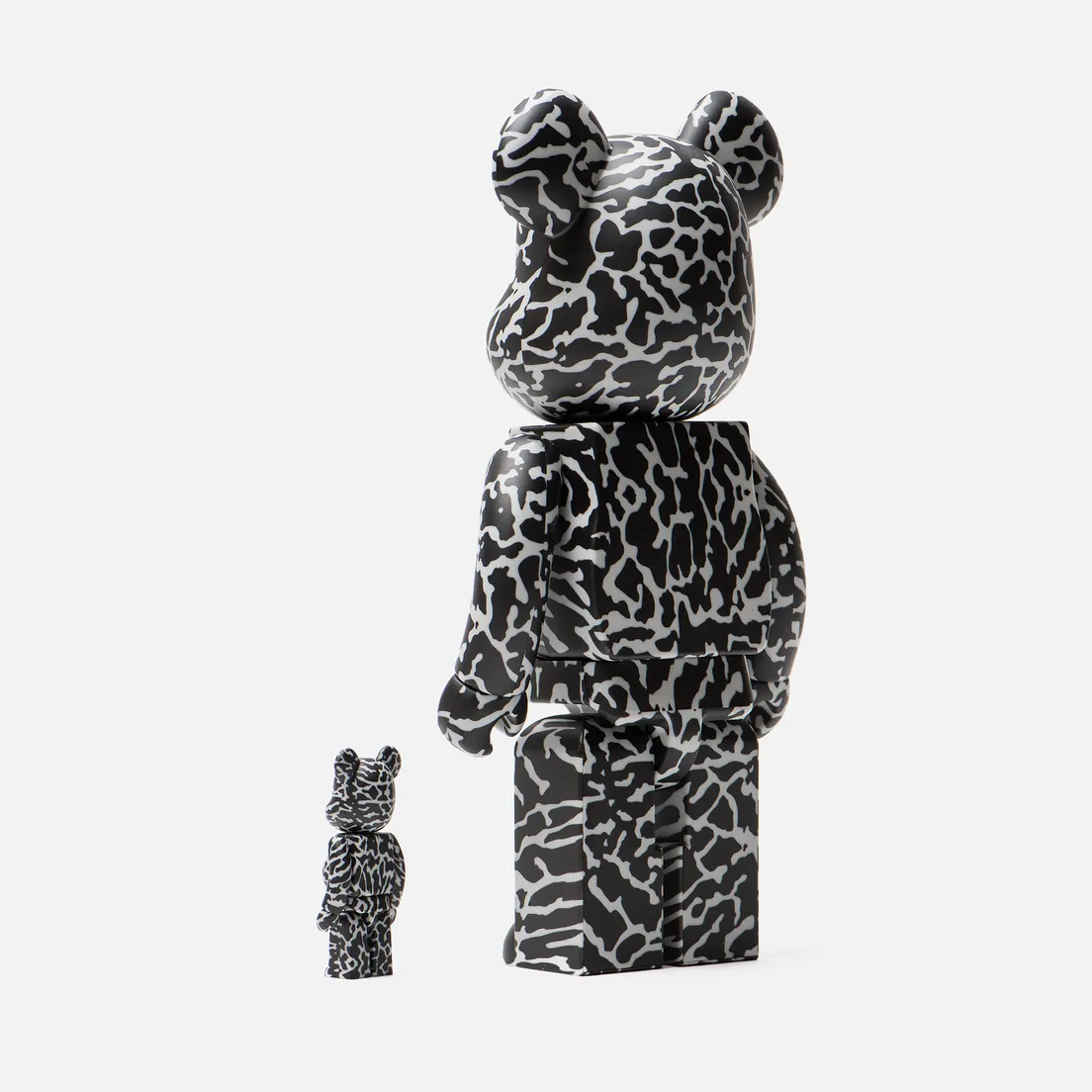 Medicom Toy Игрушка atmos Reverse Elephant 100% & 400%