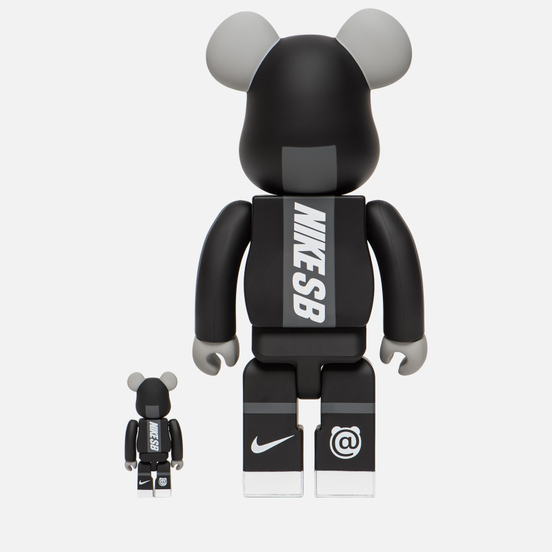 bearbrick nike sb black