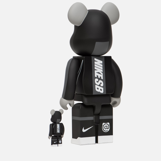 bearbrick nike sb black
