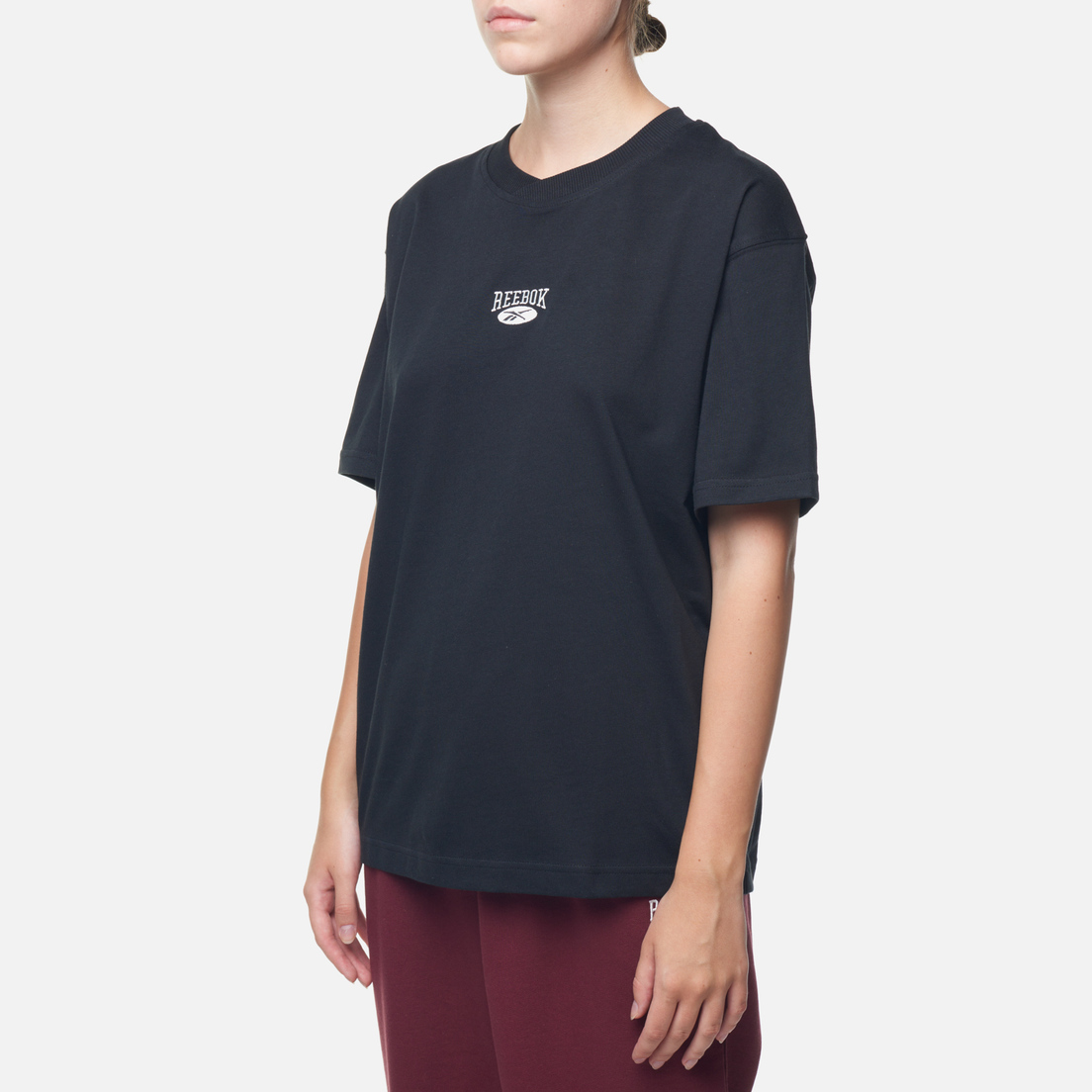 Reebok Женская футболка Classics Relaxed Fit Logo