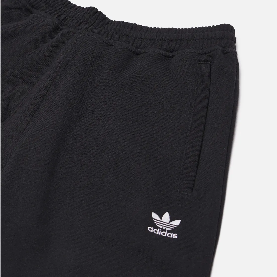 adidas Originals Мужские шорты Essential Regular Fit