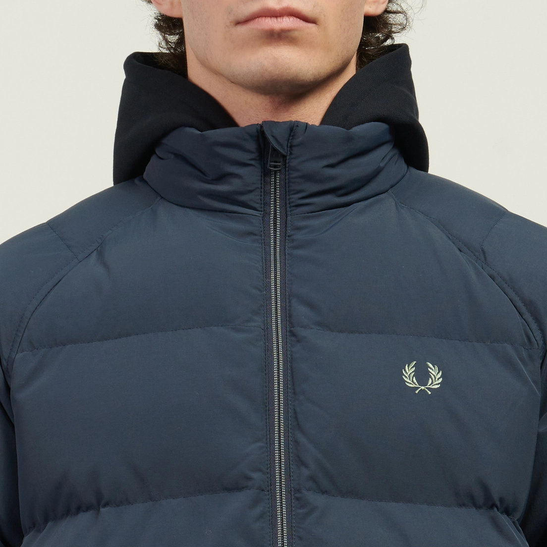Fred Perry Мужской пуховик Raglan Sleeve Padded