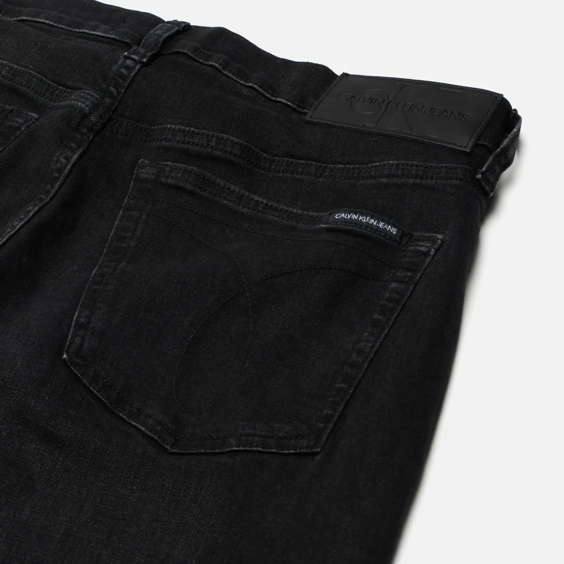 Calvin Klein Jeans Мужские джинсы Slim Tapered