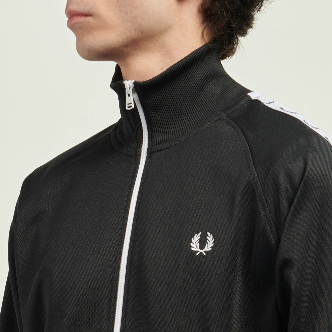 Fred Perry Мужская олимпийка Taped Track