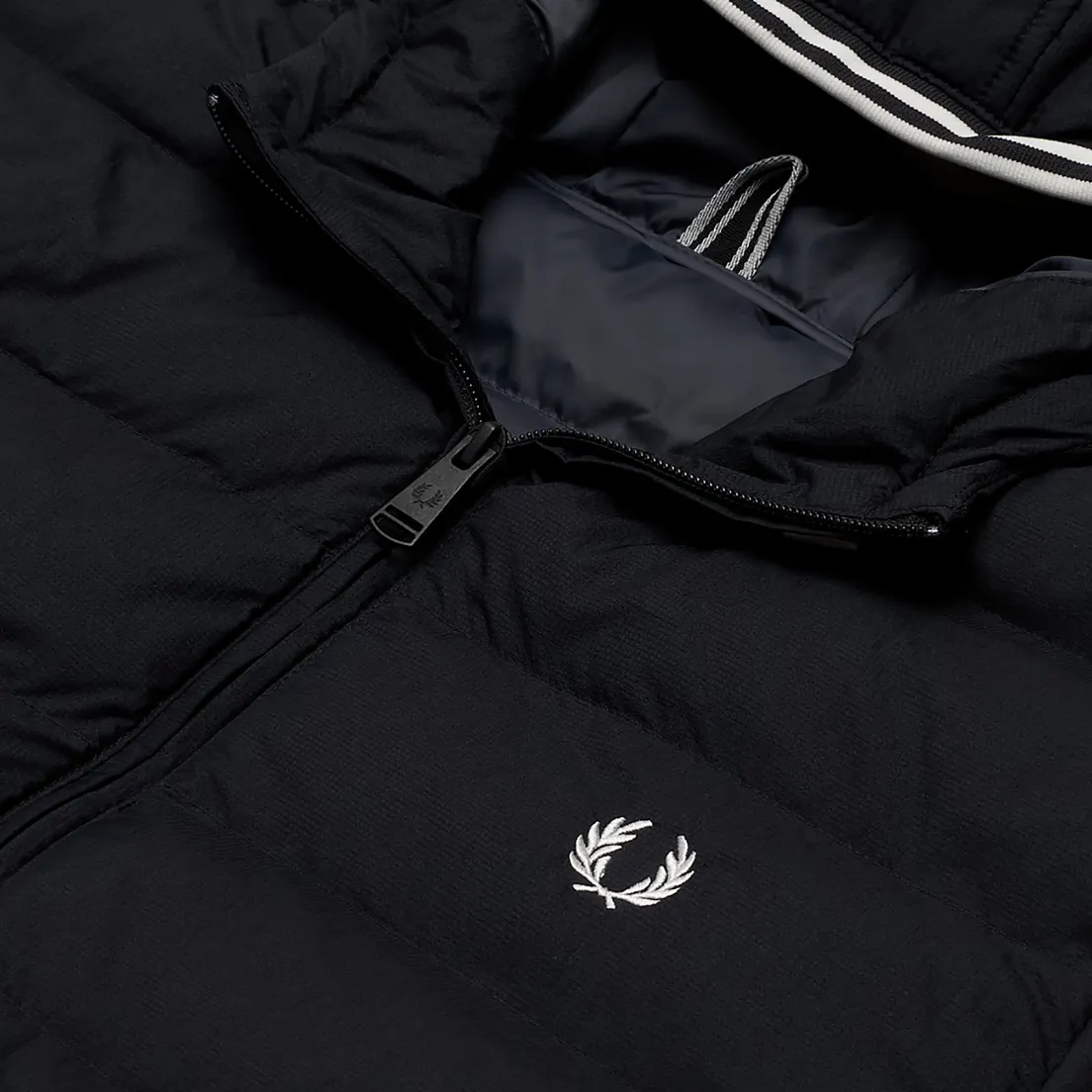 Fred Perry Мужской пуховик Insulated Hooded