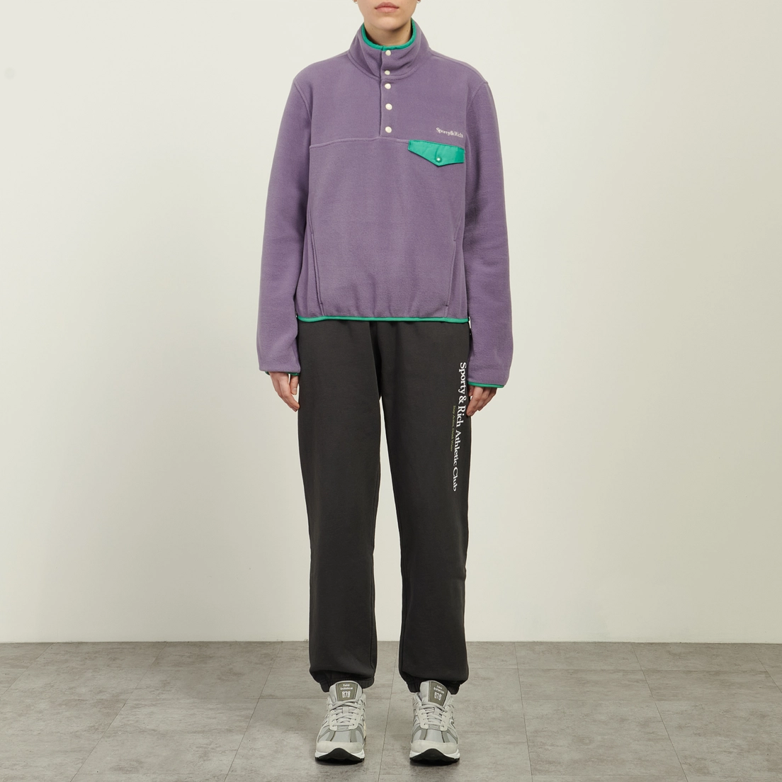 Sporty & Rich Женская толстовка Serif Logo Polar