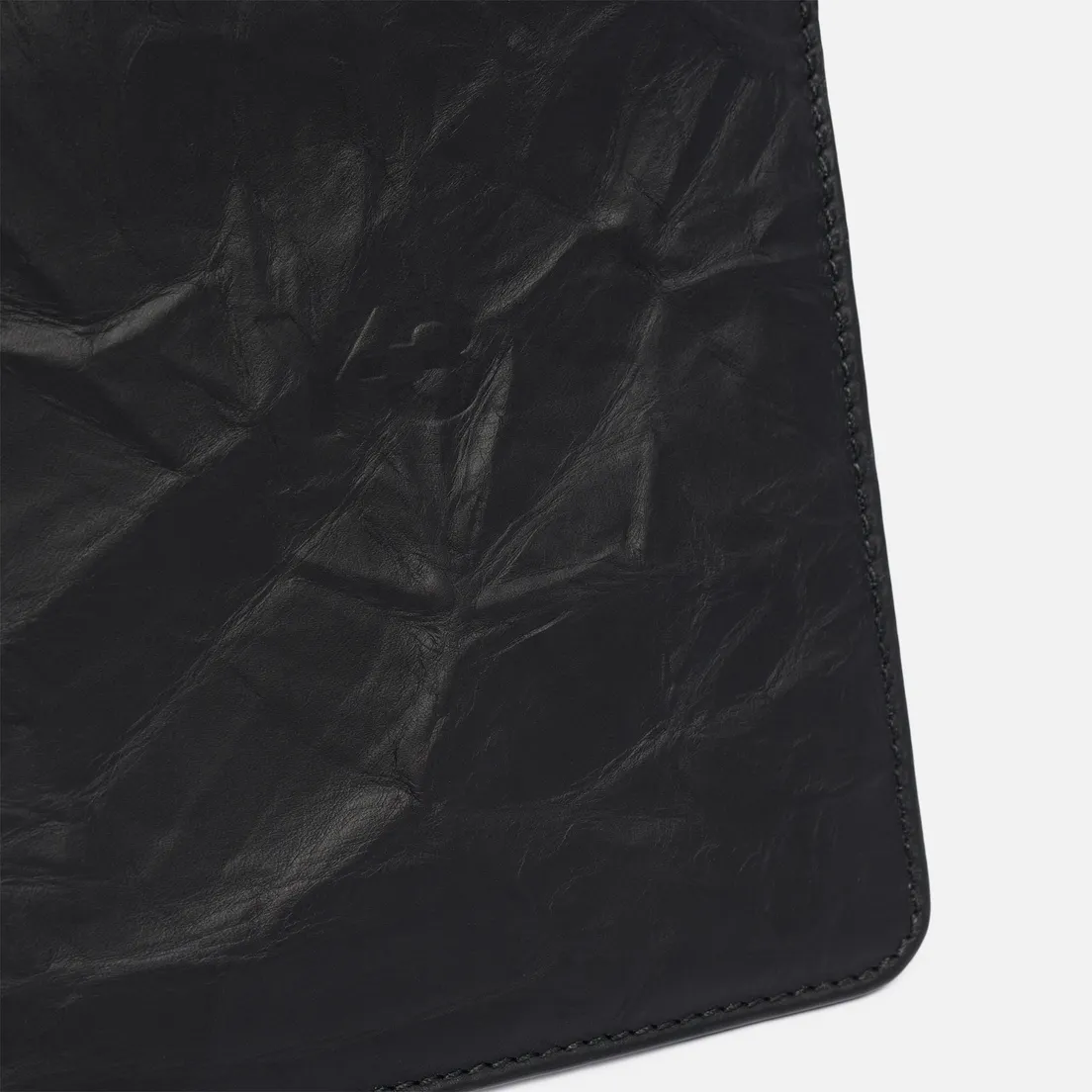 Y-3 Сумка Crinkled Leather Cross Body