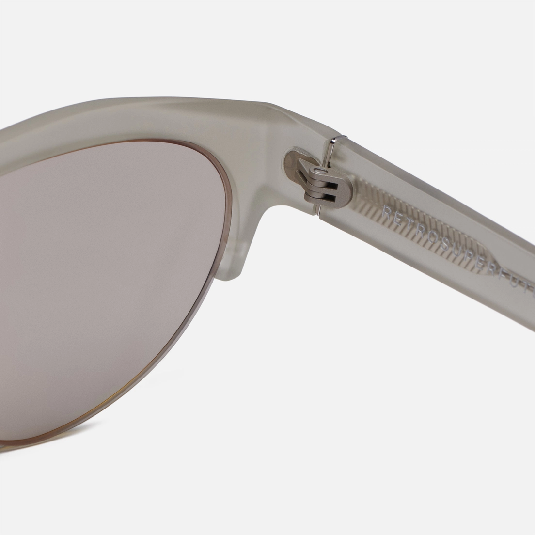 RETROSUPERFUTURE Солнцезащитные очки Ora