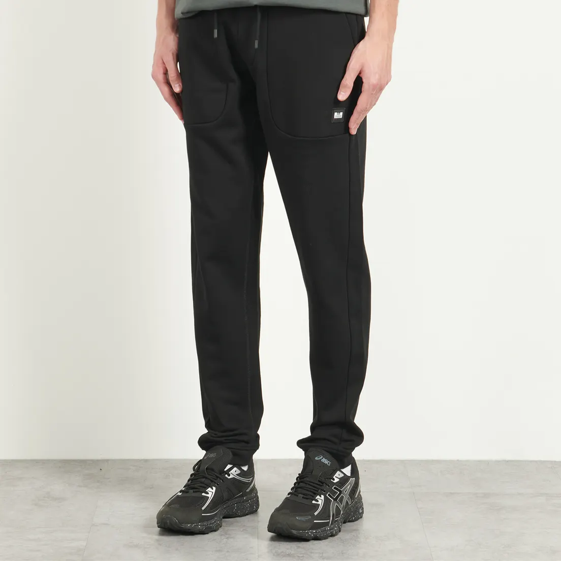 Weekend Offender Мужские брюки Rebolledo AW25