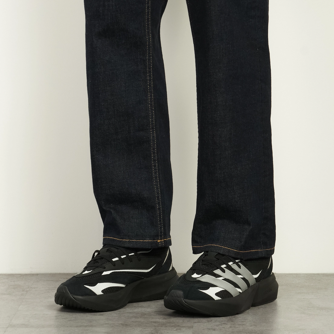 adidas Originals Кроссовки Lightblaze