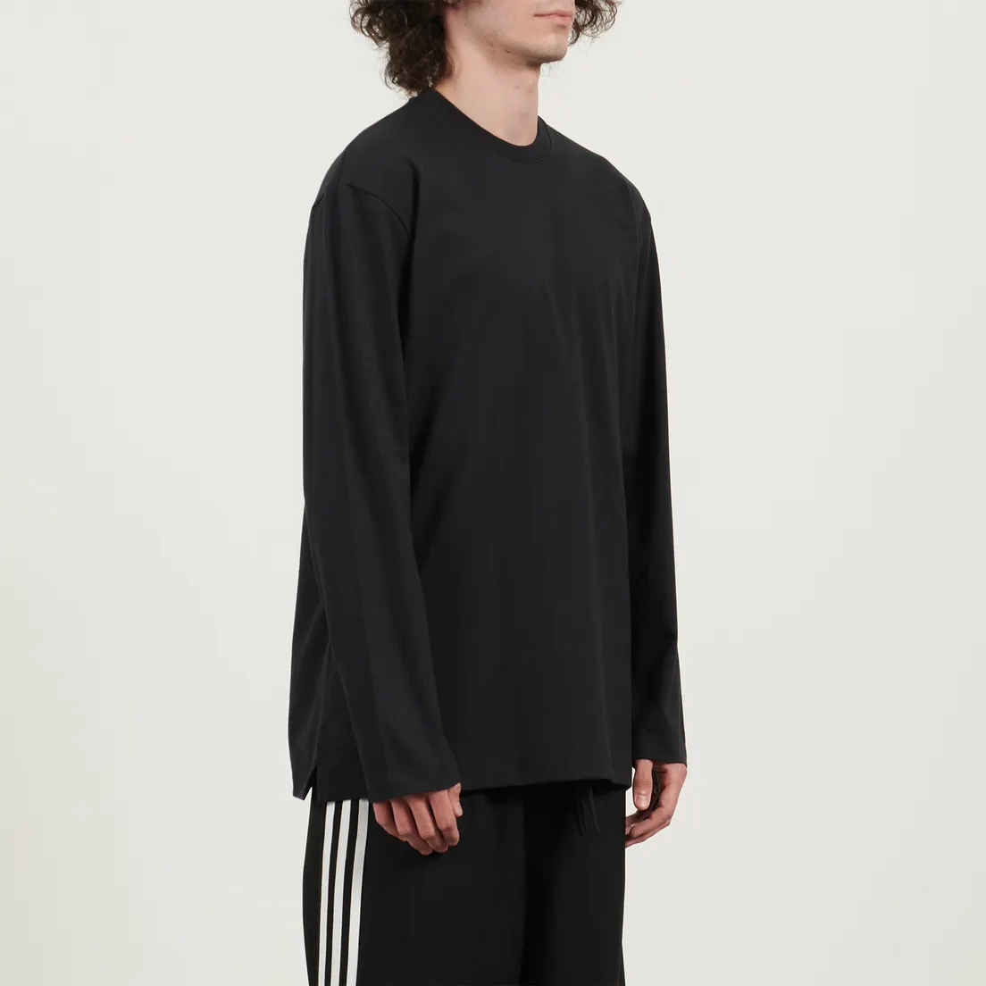 Y-3 Мужской лонгслив Graphic Stacked Logo