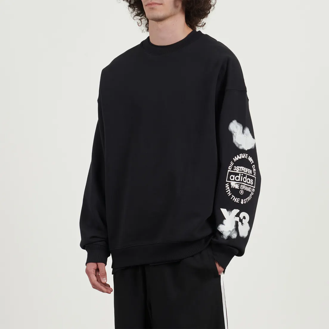 Y-3 Мужская толстовка Graphic Stacked Logo Crew