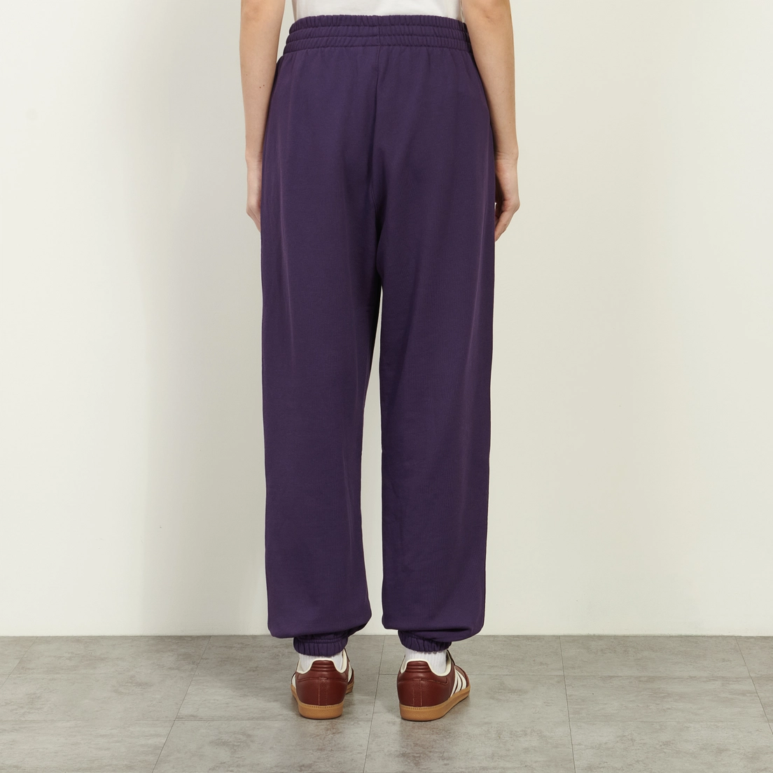 adidas Originals Женские брюки Essential French Terry Jogger