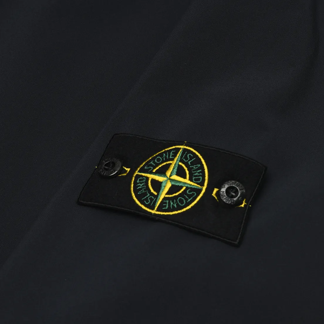 Stone Island Мужская куртка ветровка Light Soft Shell-R E.Dye