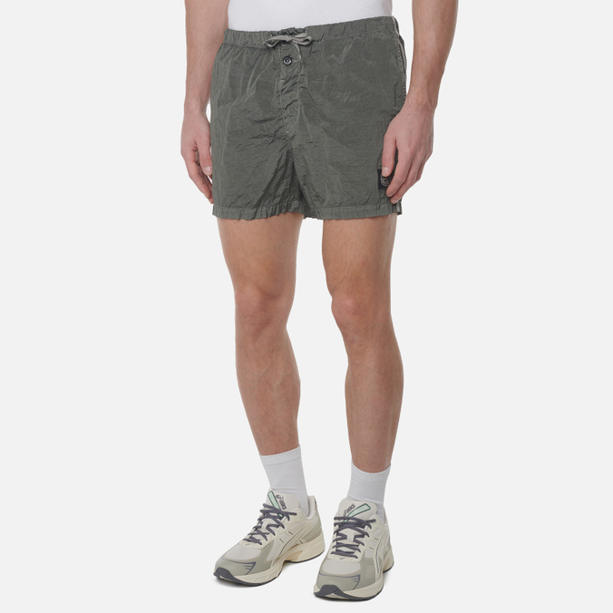 Мужские шорты Stone Island Nylon Metal In Econyl Slim Military Green 25190₽