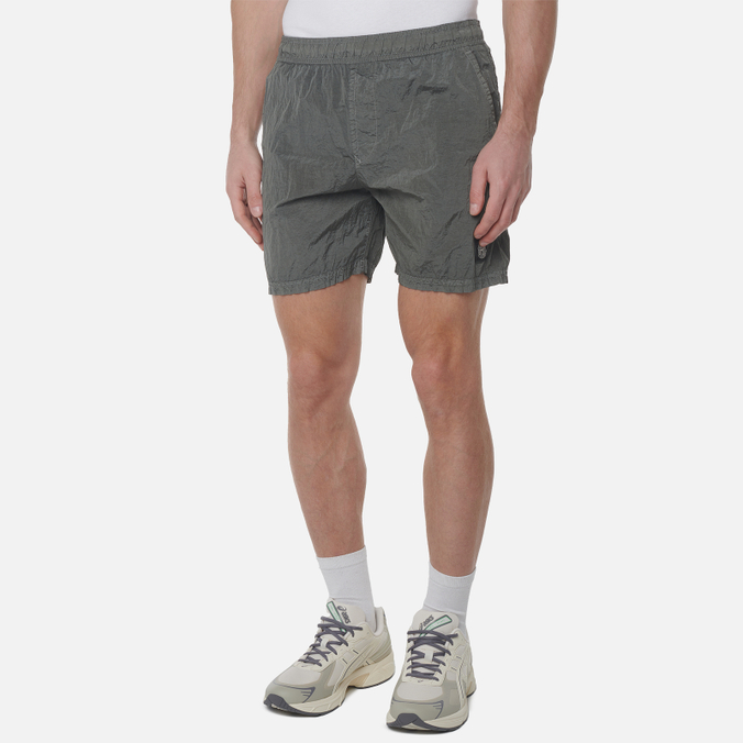 Мужские шорты Stone Island Nylon Metal In Econyl Regular Military Green 25190₽