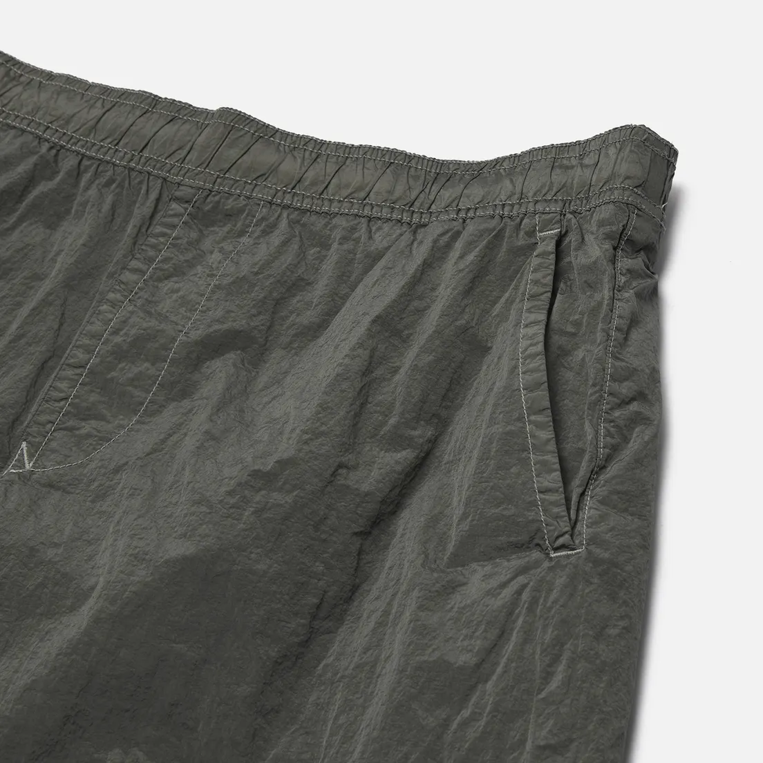 Stone Island Мужские шорты Nylon Metal In Econyl Regular