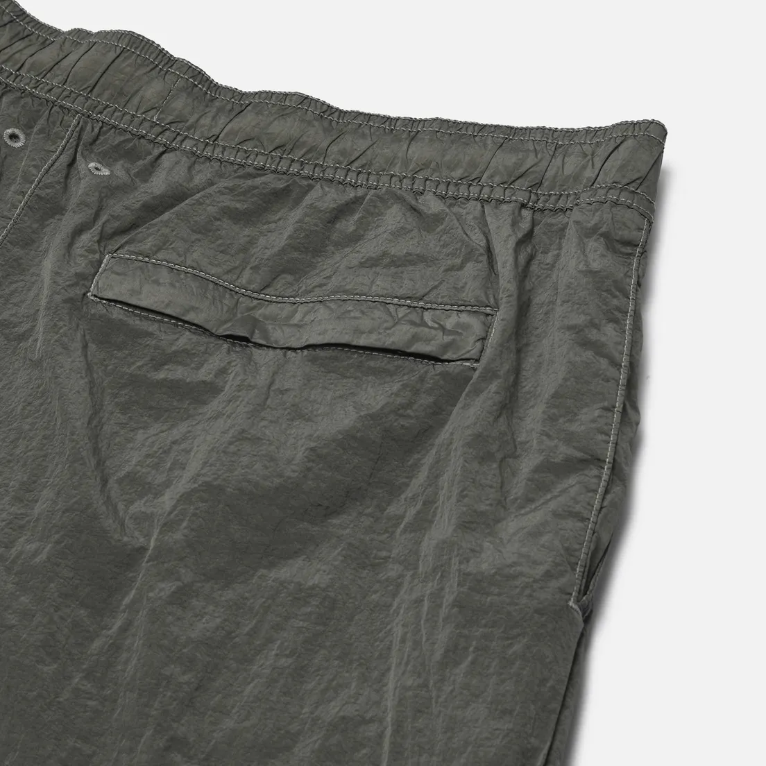 Stone Island Мужские шорты Nylon Metal In Econyl Regular