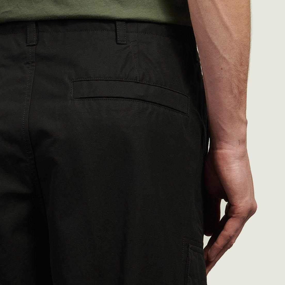 Stone Island Мужские брюки Ghost Piece Weatherproof Cotton Canvas Regular Cargo