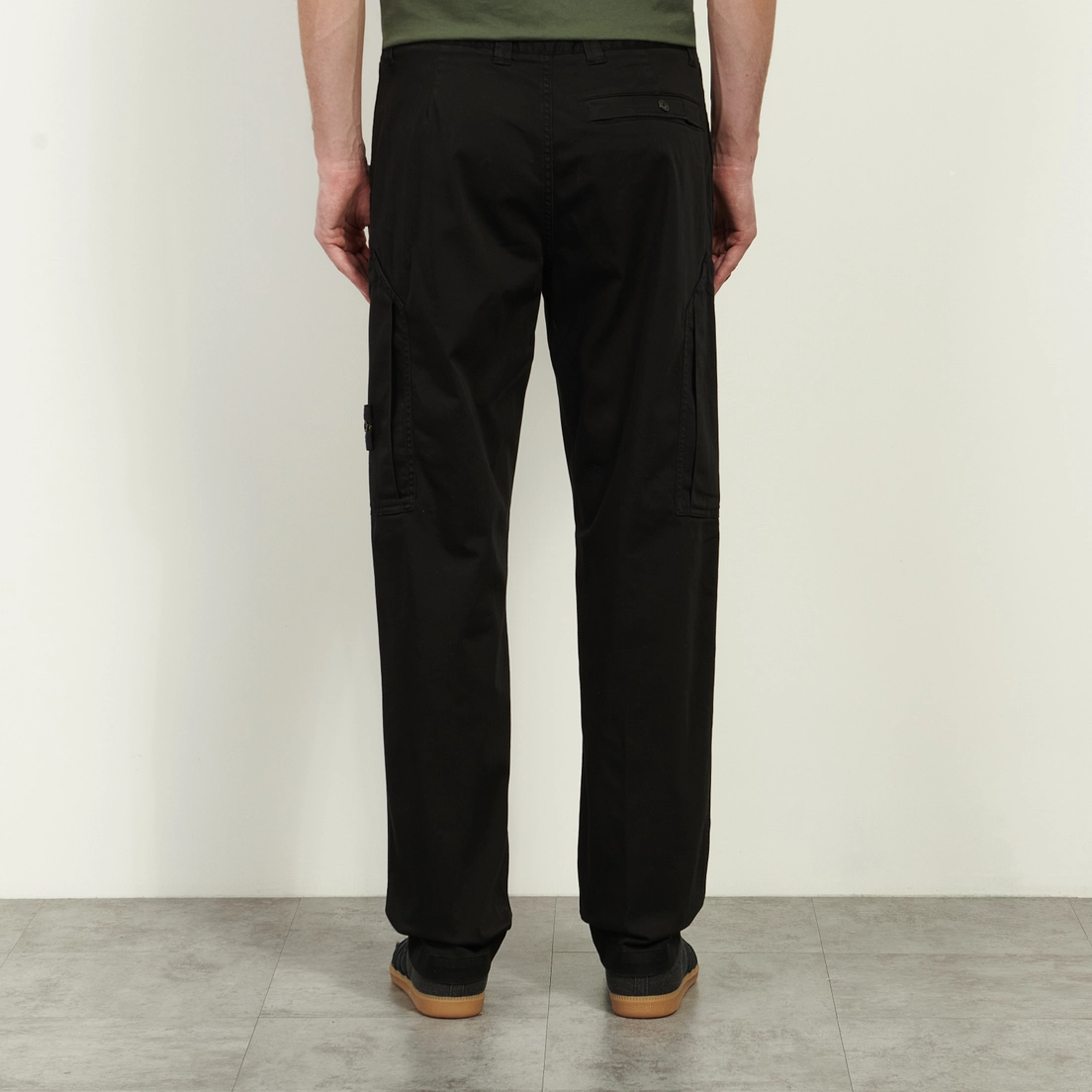 Stone Island Мужские брюки Stretch Organic Cotton Satin Regular Cargo
