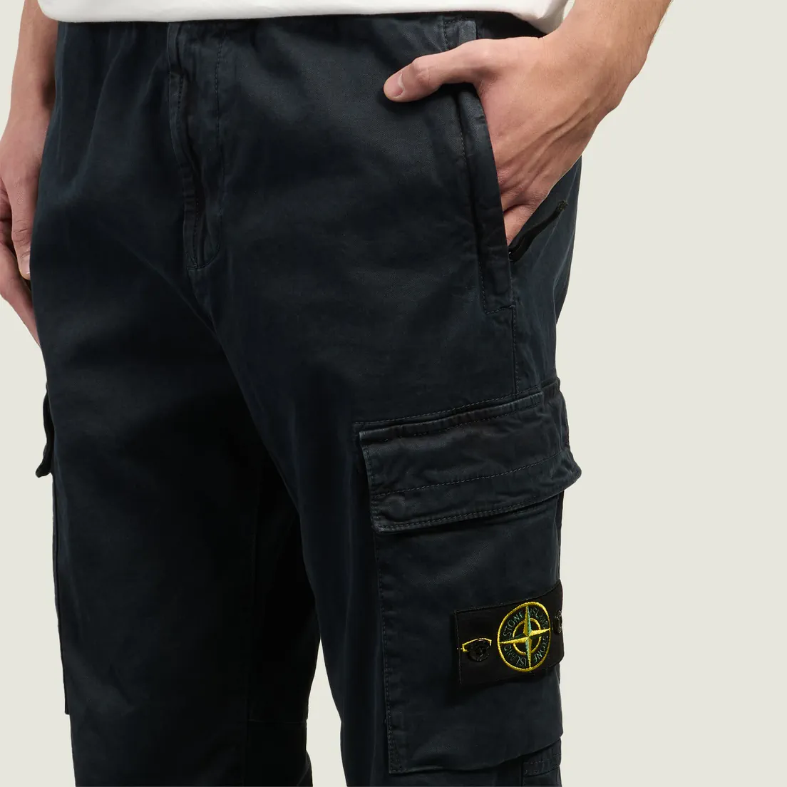 Stone Island Мужские брюки Stretch Organic Broken Twill Cotton Old Effect Regular Tapered