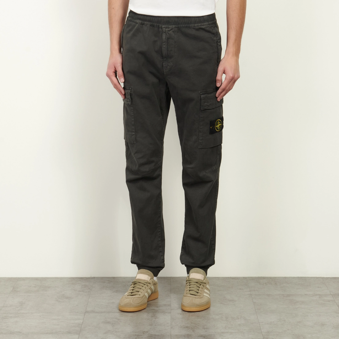 Stone Island Мужские брюки Stretch Organic Broken Twill Cotton Old Effect Regular Tapered