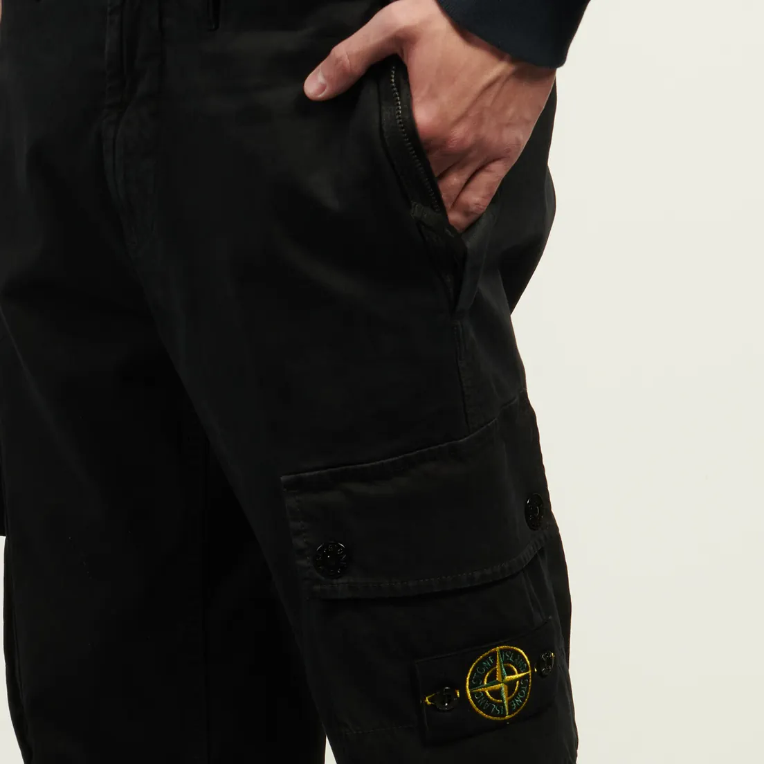 Stone Island Мужские брюки Stretch Organic Broken Twill Cotton Old Effect Slim