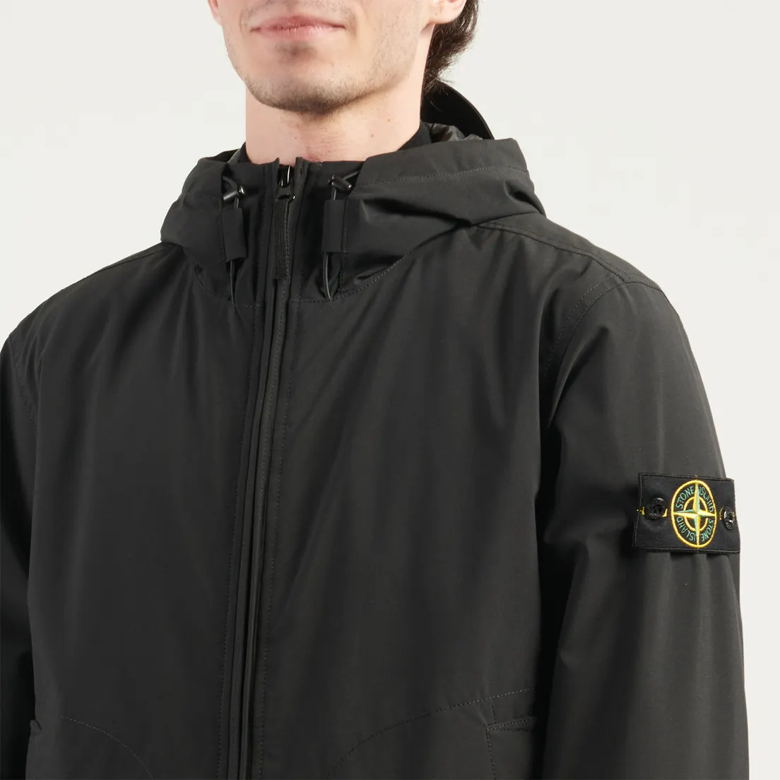 Stone Island Мужская демисезонная куртка Soft Shell-R E.Dye Hooded