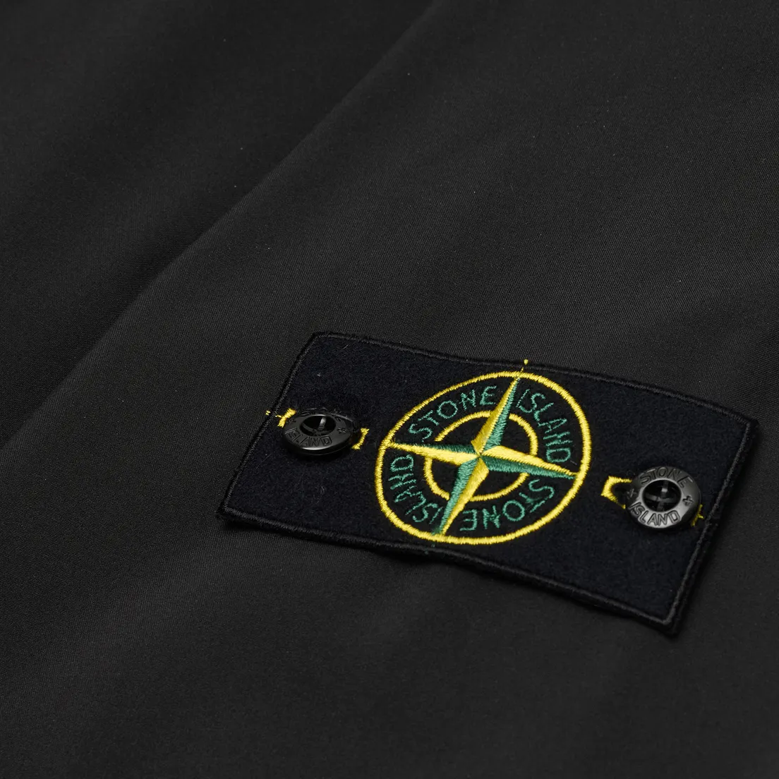 Stone Island Мужская демисезонная куртка Soft Shell-R E.Dye Hooded