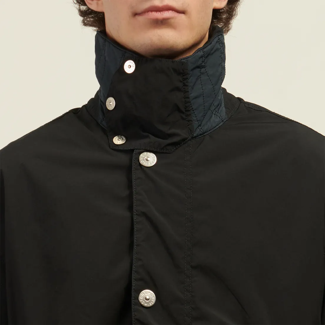 Stone Island Мужская демисезонная куртка Light Compact Touch Poly-TC