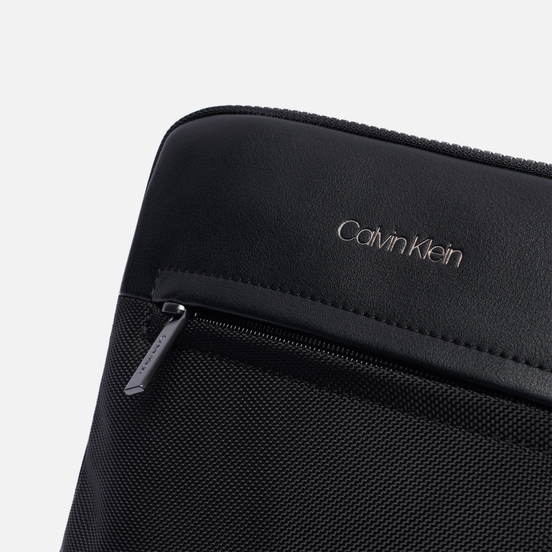 Сумка Calvin Klein Jeans Mini Logo Flatpack Black