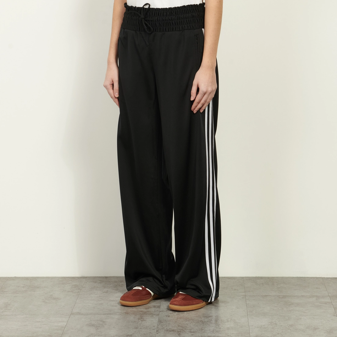 adidas Originals Женские брюки Smocked Firebird Track