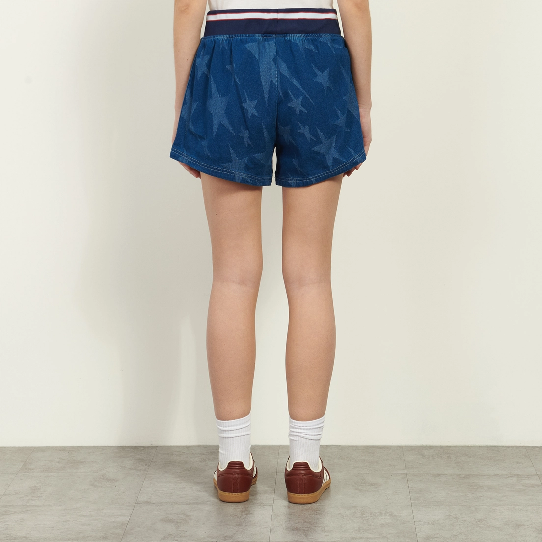 adidas Originals Женские шорты Varsity