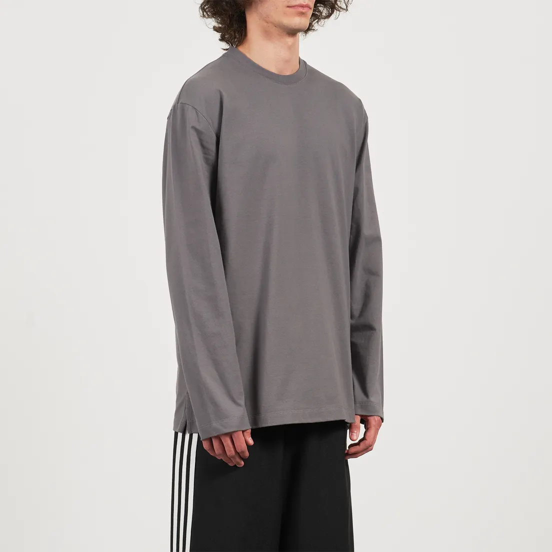 Y-3 Мужской лонгслив Graphic Stacked Logo