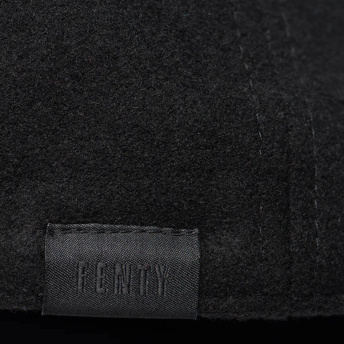 Puma Женская кепка x Rihanna Fenty Puffer