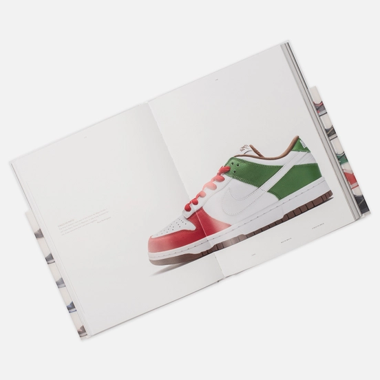 Книга Rizzoli Nike SB: The Dunk Book, 9780847866694
