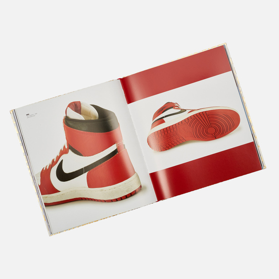 Книга Rizzoli Out Of The Box: The Rise Of Sneaker Culture
