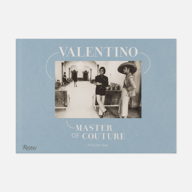 Книга Book Publishers Valentino Master Of Couture: A Private View
