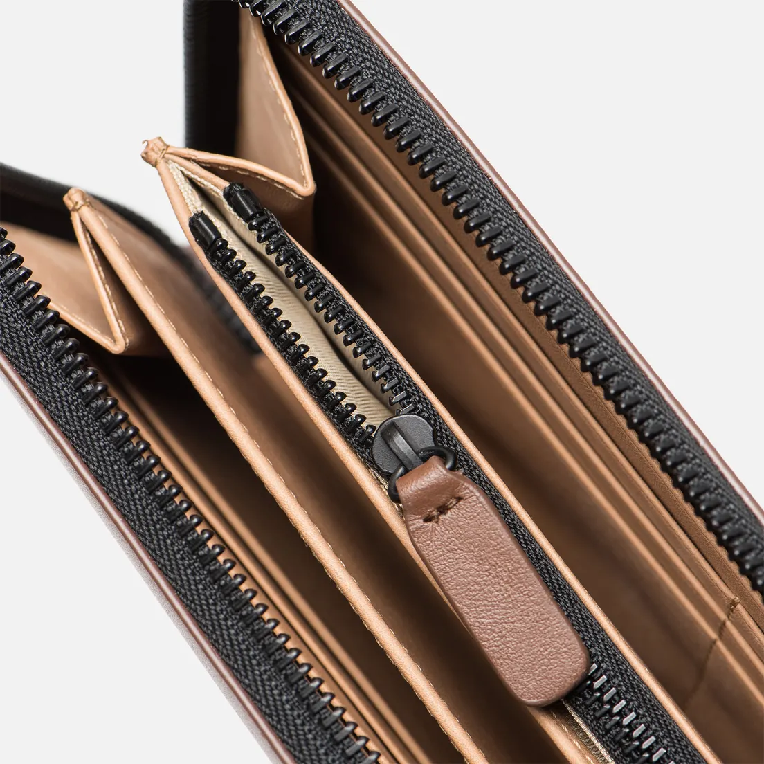 Common Projects Кошелек Continental Soft Leather