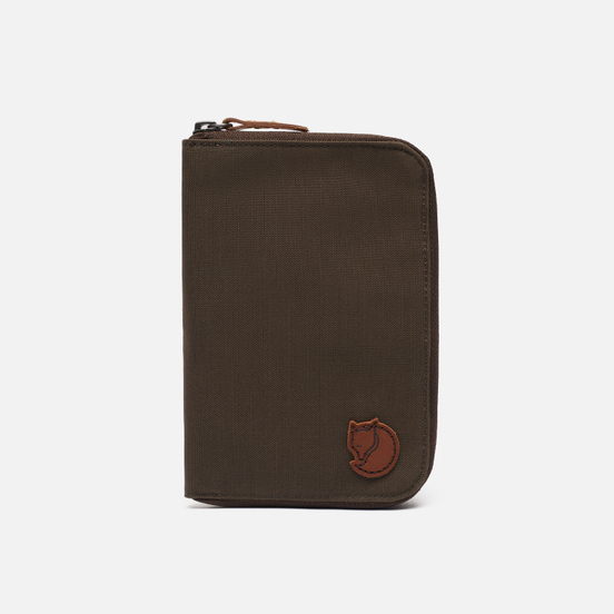 Кошелек Fjallraven Passport Dark Olive