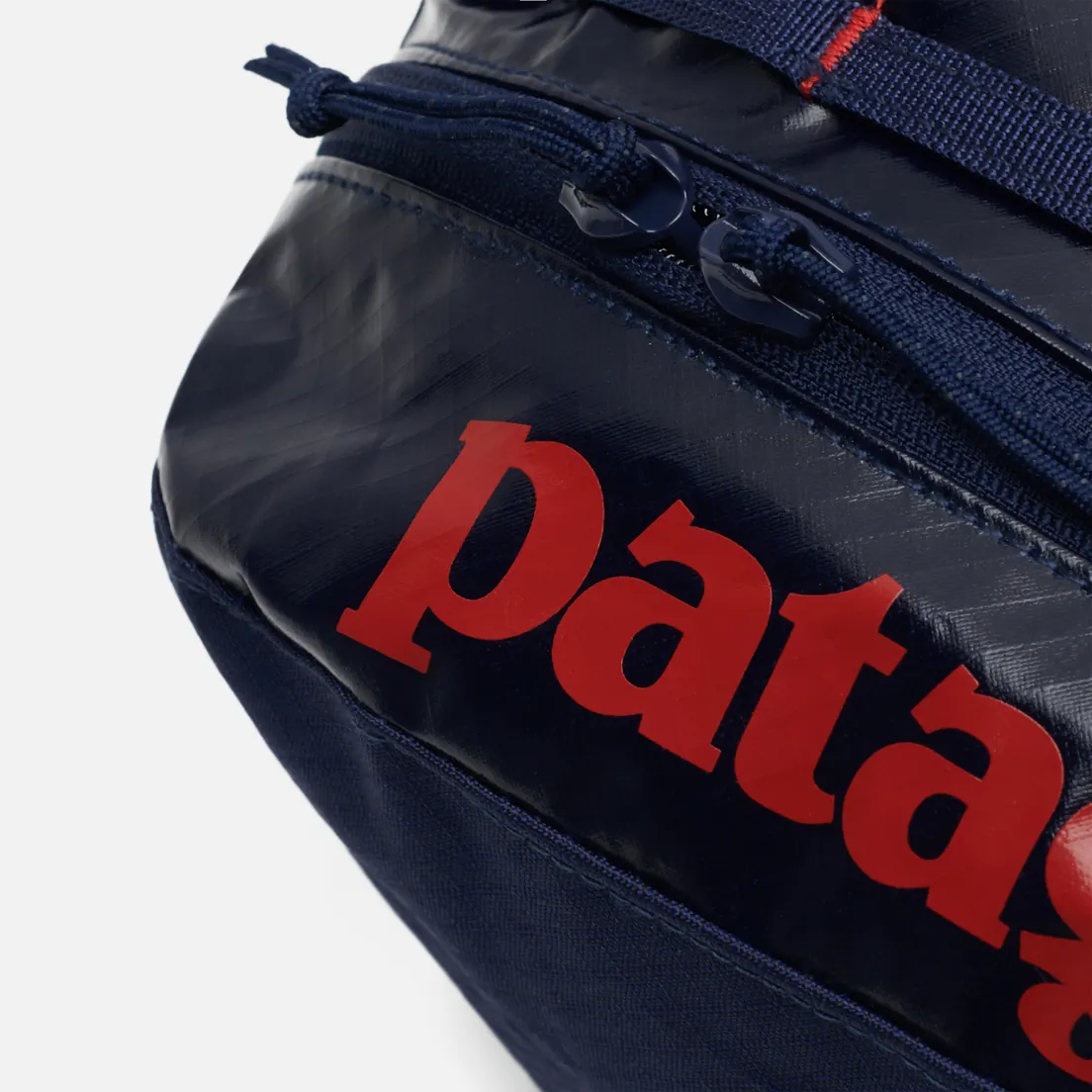 Patagonia Косметичка Black Hole Cube Medium 6L